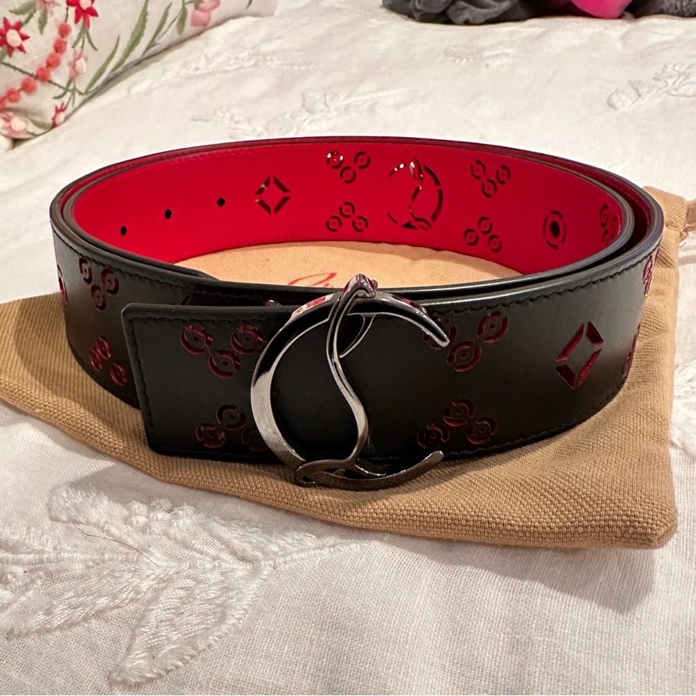 Christian Louboutin
Reversible Perforated CL Logo Leather Belt